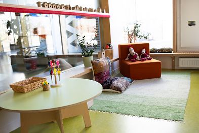 KIRJUDE LINNUPOEGADE V��RTUSED