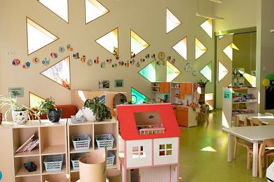 SINISTE ELEVANTIDE R�HMA V��RTUSED